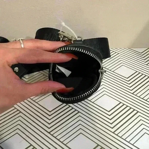 🔥Steve Madden Coin Bag🔥 - Picture 3 of 3